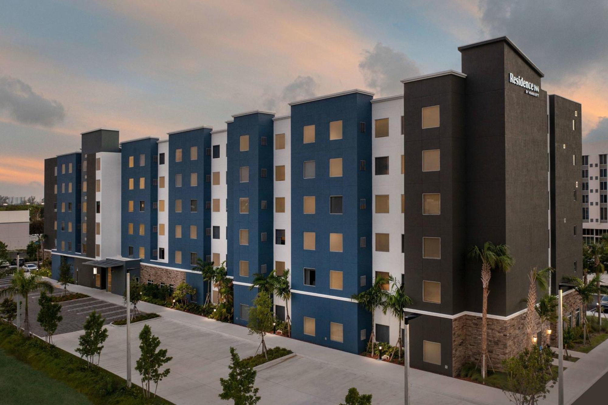 Residence Inn Doral Mall Area Εξωτερικό φωτογραφία